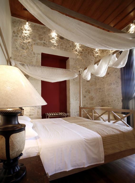 Leo Hotel Rethymno  ภายนอก รูปภาพ