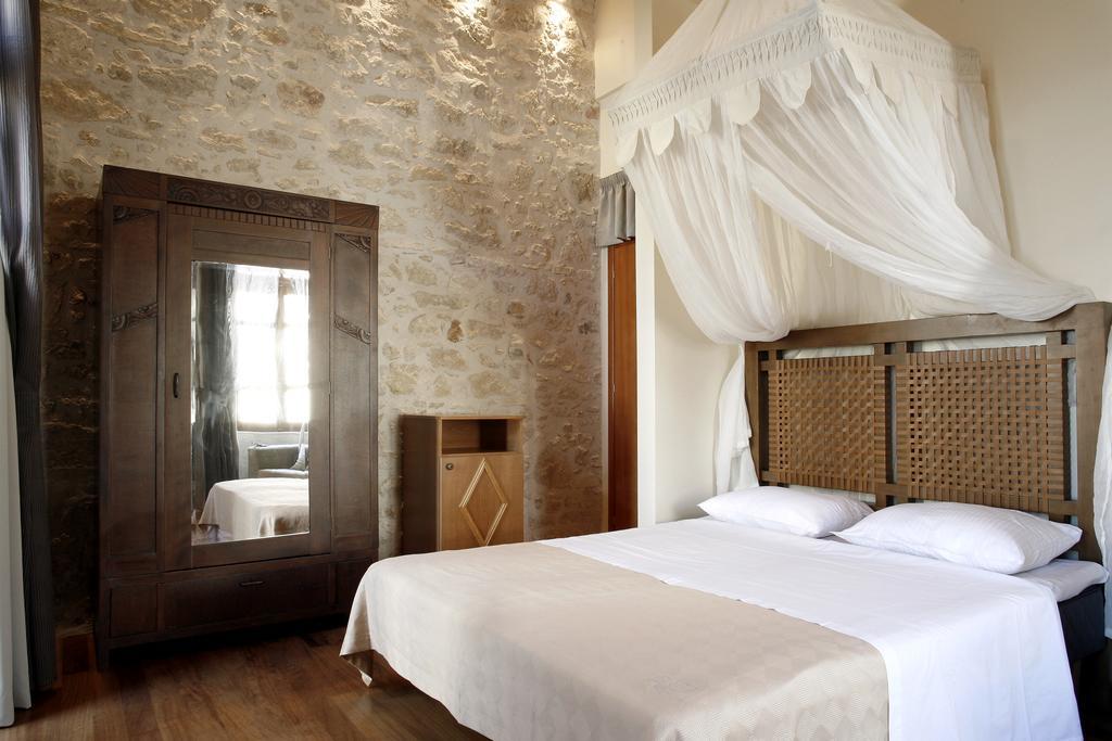 Leo Hotel Rethymno  ภายนอก รูปภาพ